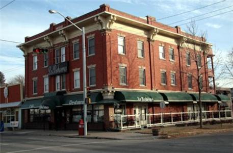 La Boheme Restaurant & B&B Edmonton Dış mekan fotoğraf